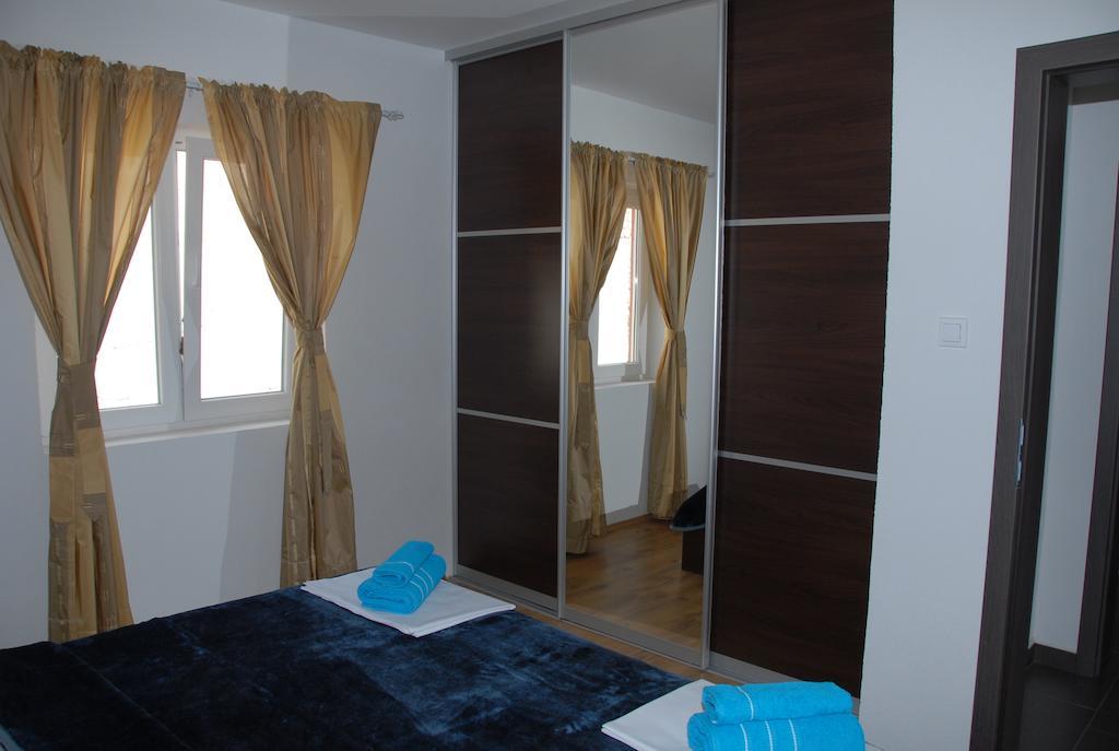 Apartments Kriz Senj  Esterno foto